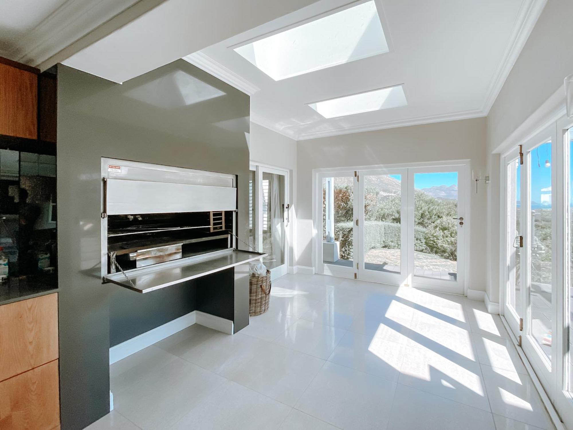 Luxe Family Home With Solar Power In Secure Hout Bay Estate Kaapstad Buitenkant foto
