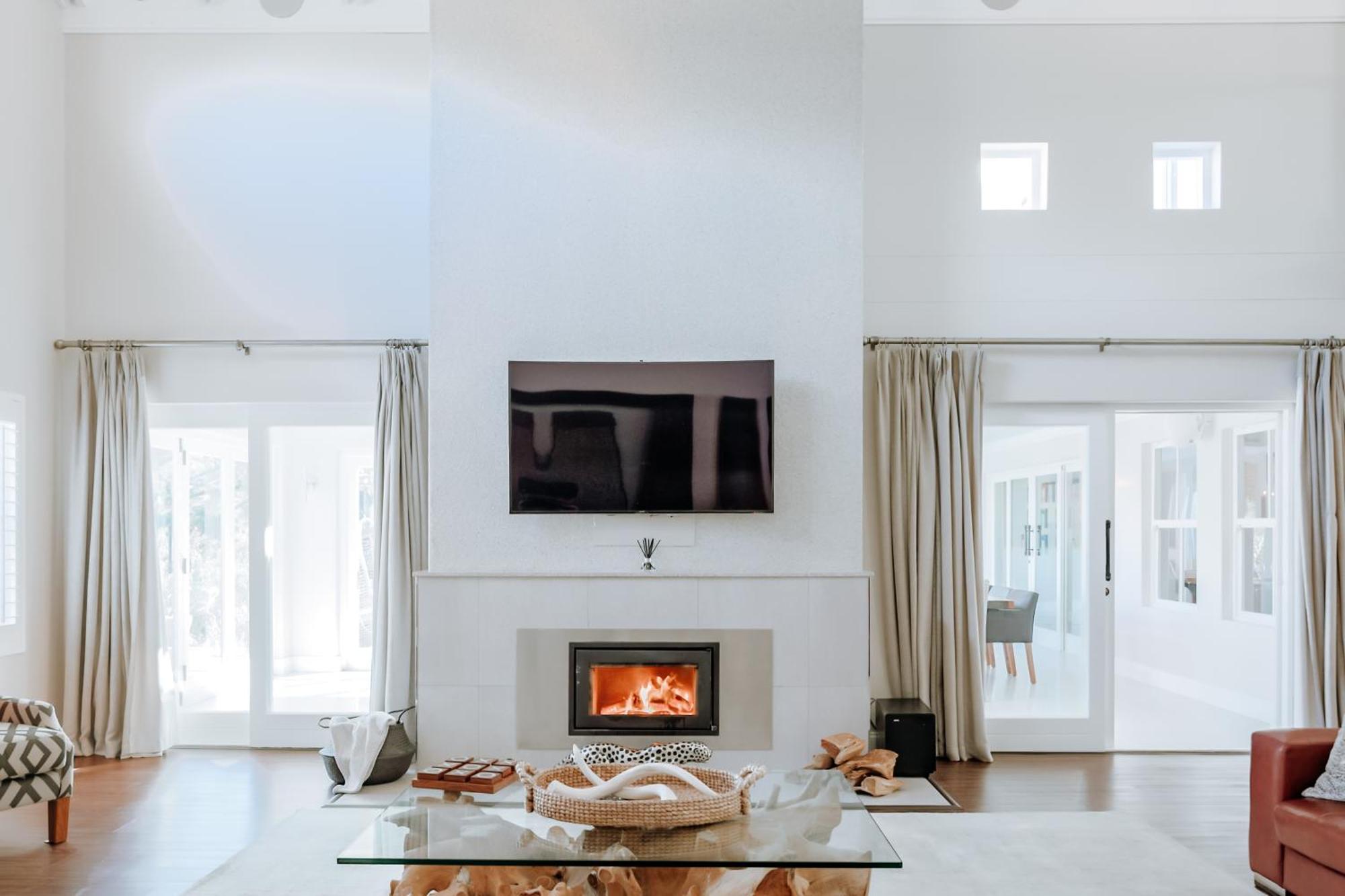 Luxe Family Home With Solar Power In Secure Hout Bay Estate Kaapstad Buitenkant foto