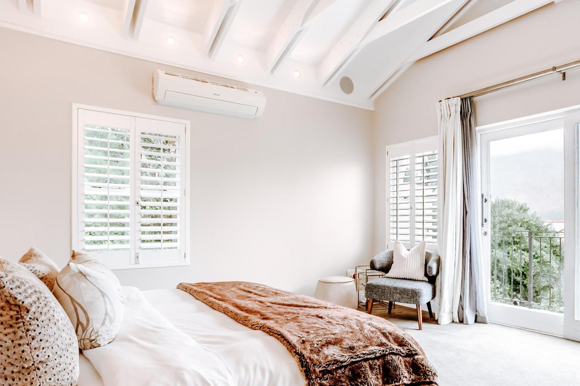 Luxe Family Home With Solar Power In Secure Hout Bay Estate Kaapstad Buitenkant foto